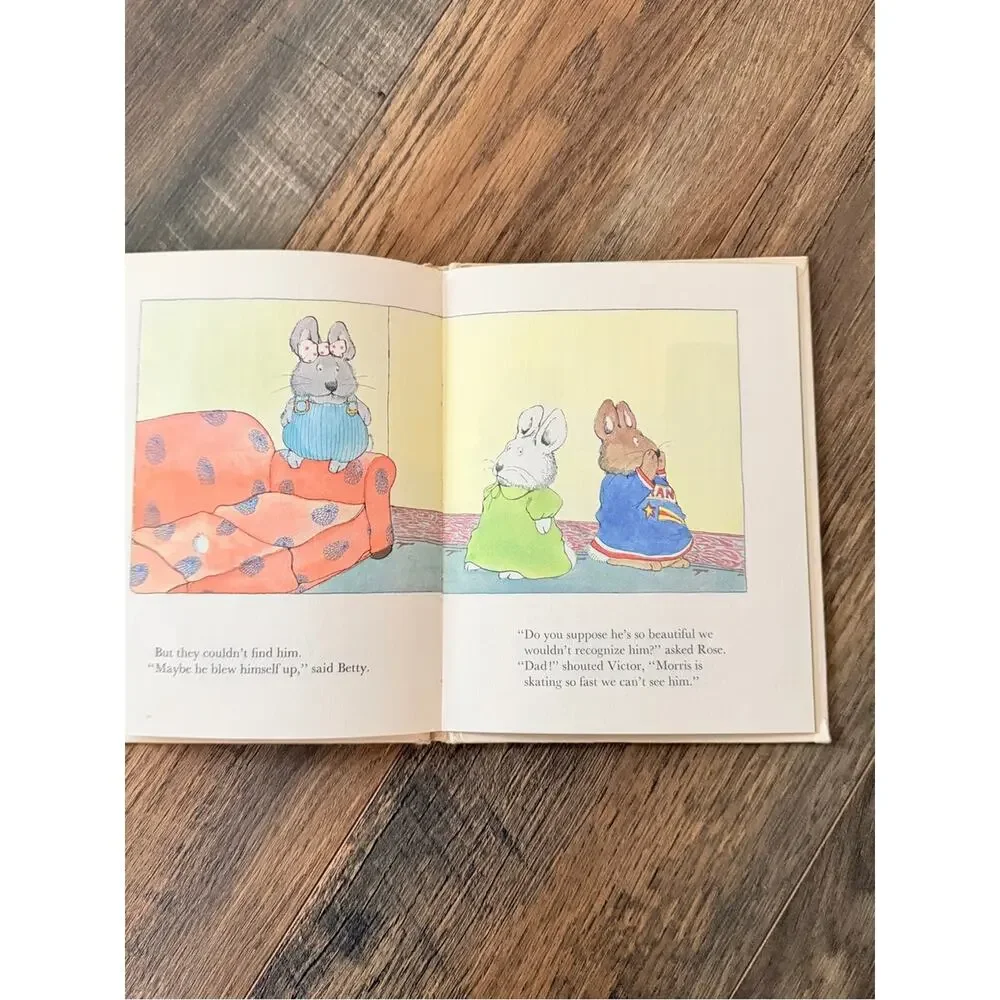Morris’s Disappearing Bag | A Christmas Story by Rosemary Wells | Vintage book